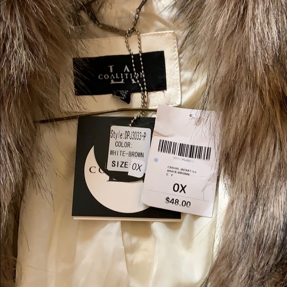 Casual Leather Jacket in New Condition - Picture 3 of 4